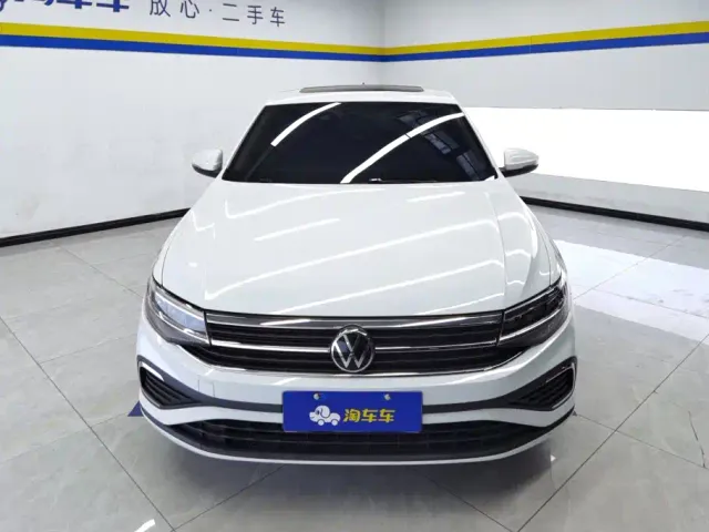 Volkswagen Bora — Фото автомобиля 2