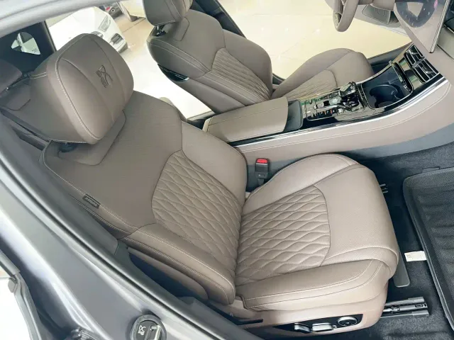 BYD Han 2022 EV Genesis Edition 715KM FWD Premium — Фото автомобиля 11