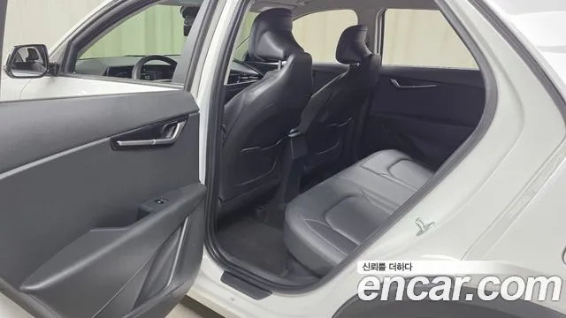 Kia Niro The All New Niro Trendy — Фото автомобиля 12