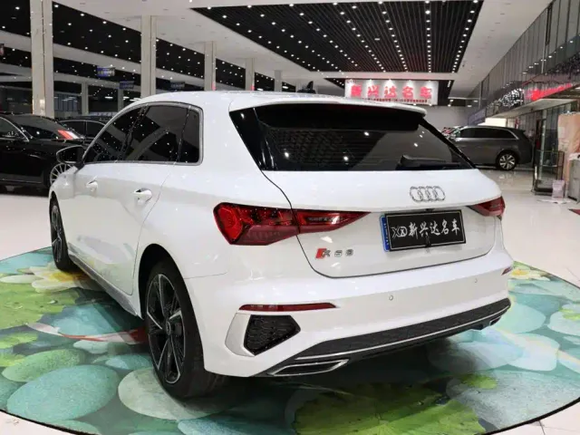 Audi A3 — Фото автомобиля 4