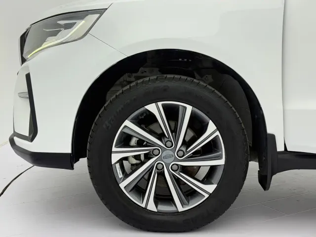 Geely Vision X6 — Фото автомобиля 21
