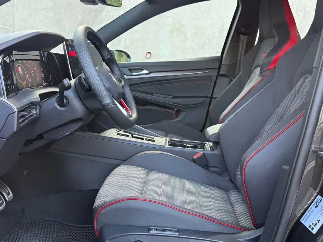 Volkswagen Golf GTI — Фото автомобиля 6