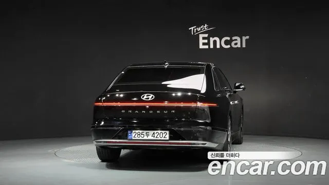 Hyundai Grandeur GN7 — Фото автомобиля 4