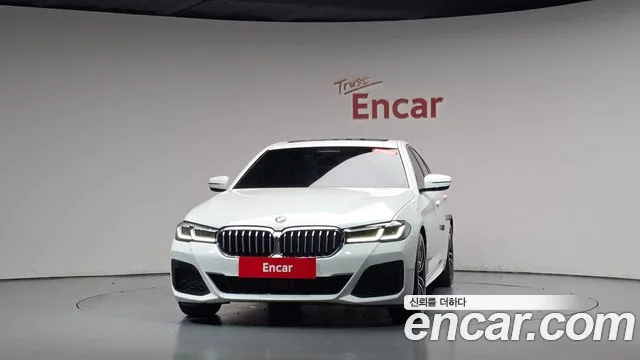 BMW 5 Series G30 — Фото автомобиля 3