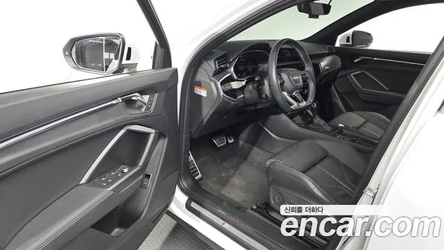 Audi Q3 40 TFSI quattro Premium Sportback — Фото автомобиля 9