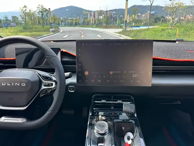 Wuling Starlight — Фото автомобиля 14