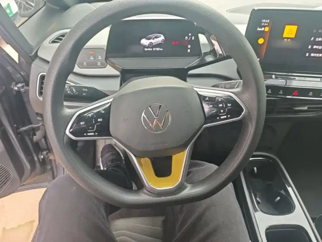 Volkswagen ID.3 — Фото автомобиля 10