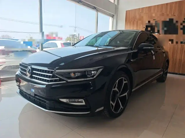Фотография автомобиля — Volkswagen Magotan