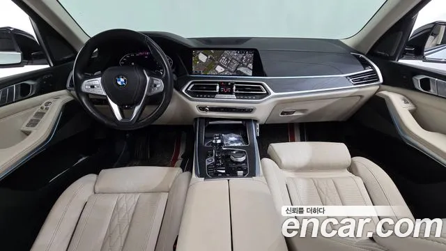 BMW X7 — Фото автомобиля 2