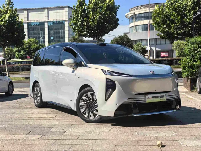 Buick Zhijing Shijia — Фото автомобиля 3