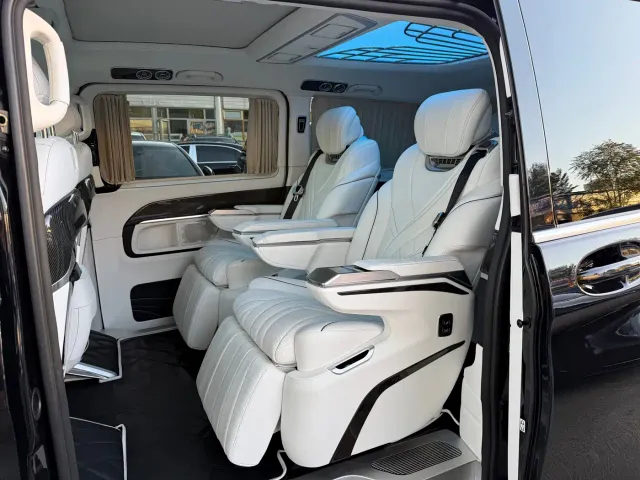 Mercedes-Benz V-Class — Фото автомобиля 6