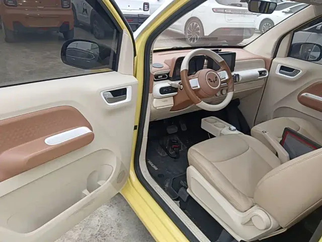 Wuling Hongguang Mini EV — Фото автомобиля 15