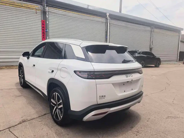 BYD Song L DM-i — Фото автомобиля 7