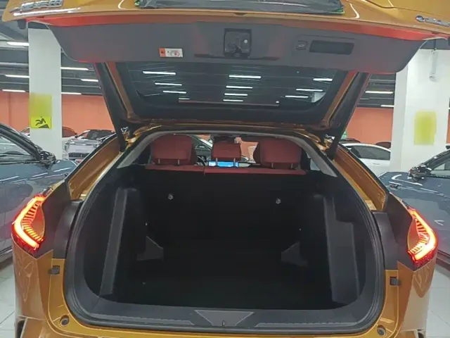 Toyota bZ5 — Фото автомобиля 18