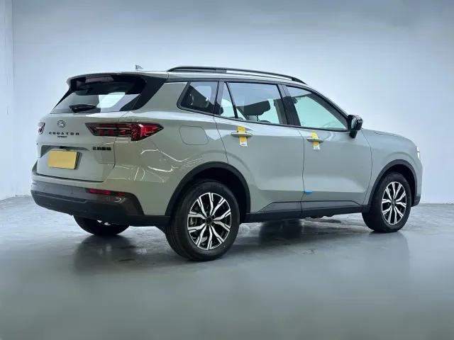 Ford Lingrui — Фото автомобиля 4