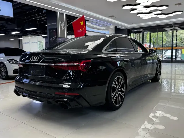 Audi A6L — Фото автомобиля 6