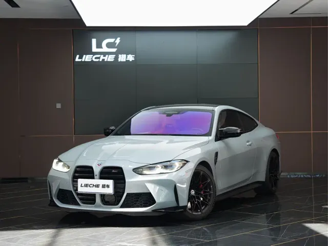 Фотография автомобиля — BMW M4
