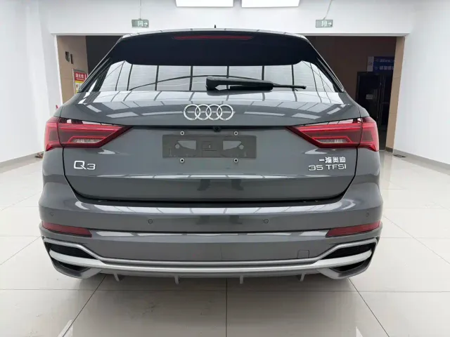 Audi Q3 — Фото автомобиля 5