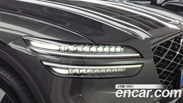 Genesis GV70 — Фото автомобиля 7