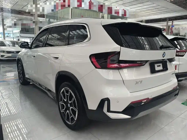 BMW X1 — Фото автомобиля 4