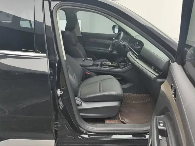 Ford Lingrui 2022 EcoBoost 170 Platinum — Фото автомобиля 8