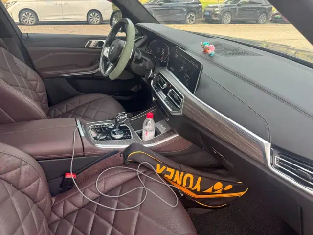 BMW X5 — Фото автомобиля 10