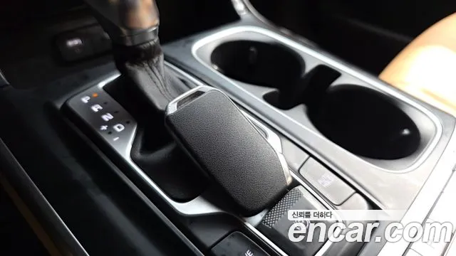 Kia Canival Carnival 4 поколение Бензин 9 мест Prestige — Фото автомобиля 25