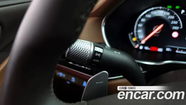 Genesis G80 Бензин 2.5 турбо AWD — Фото автомобиля 24