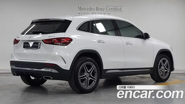 Mercedes-Benz GLA-Class — Фото автомобиля 2