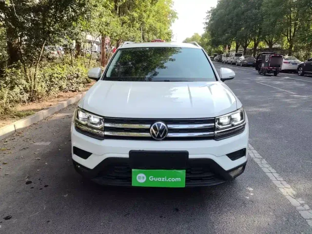 Volkswagen Tharu — Фото автомобиля 2