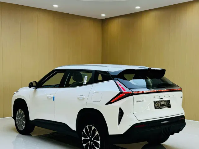 Geely Boyue — Фото автомобиля 12