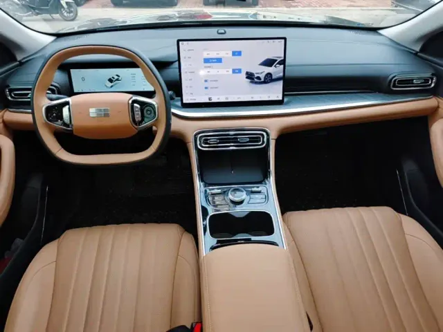 Geely Galaxy Stellar 6 — Фото автомобиля 9