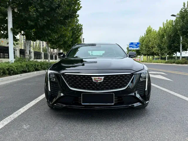 Cadillac CT5 — Фото автомобиля 2