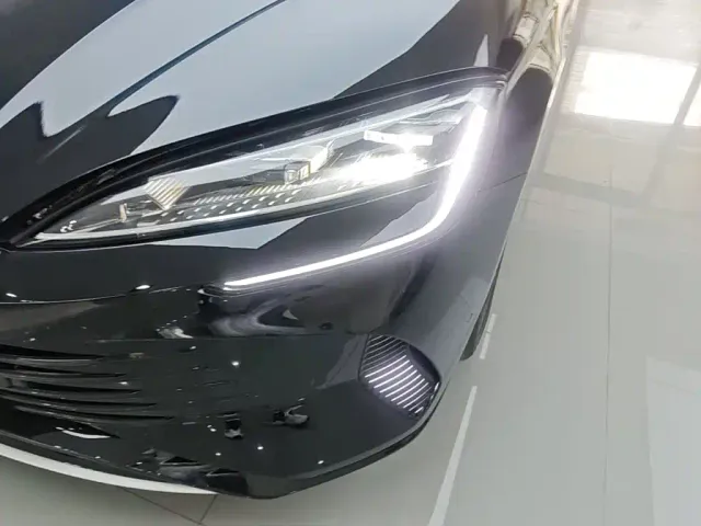 BYD Seal 07 DM-i — Фото автомобиля 17