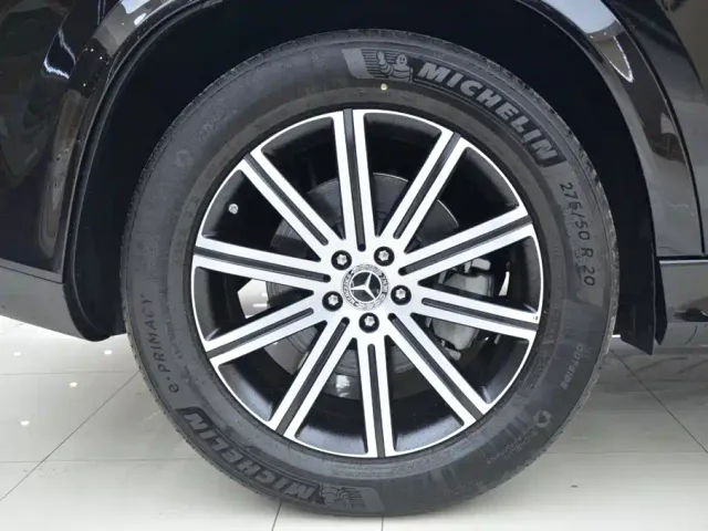 Mercedes-Benz GLE-Class — Фото автомобиля 15