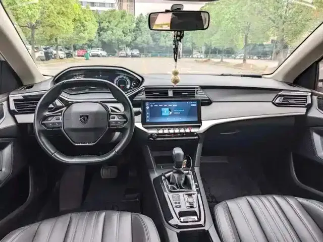 Peugeot 408 — Фото автомобиля 8