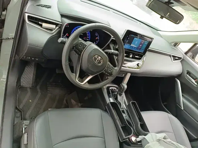 Toyota Corolla Cross — Фото автомобиля 9