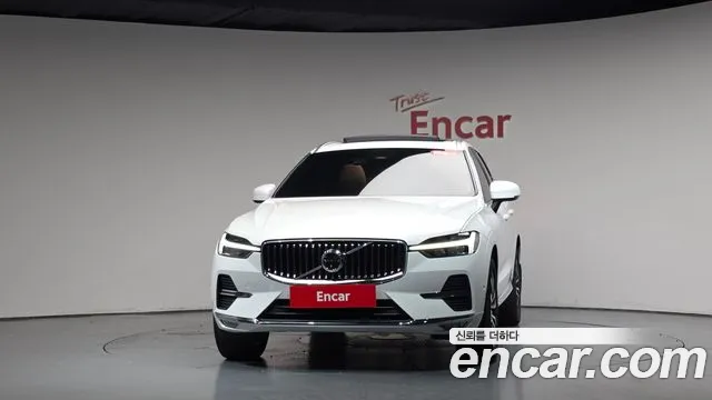 Вольво XC60 — Фото автомобиля 3
