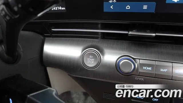 Hyundai Kona — Фото автомобиля 23