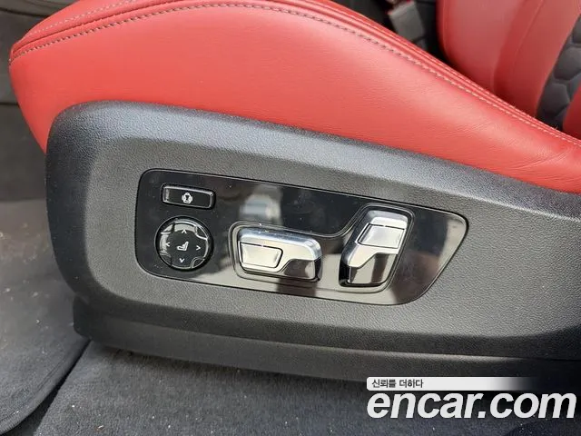 BMW X6 M G06 — Фото автомобиля 13