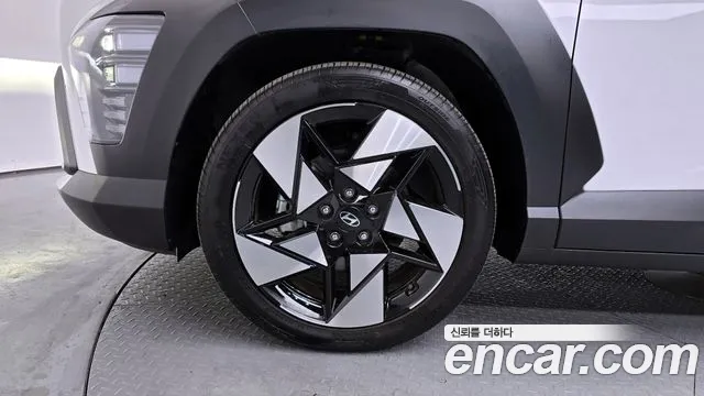 Hyundai Kona Kona (SX2) Бензин 1.6 турбо 2WD — Фото автомобиля 5