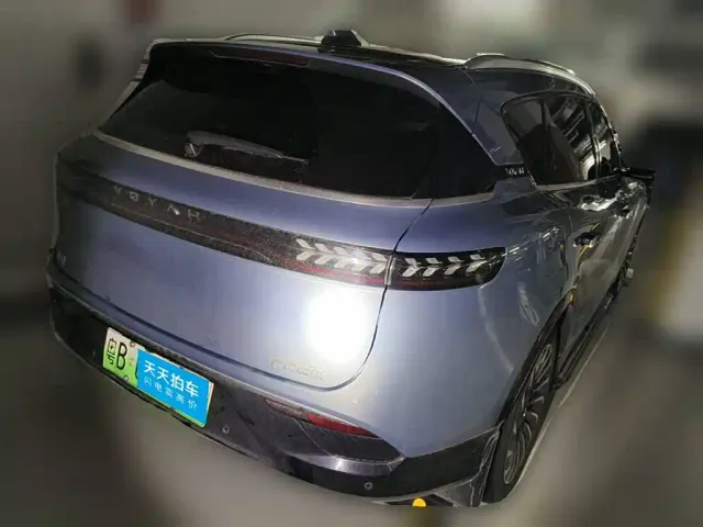 Voyah Auto VOYAH FREE 2021 AWD Standard Range Extender Exclusive Luxury Package — Фото автомобиля 2