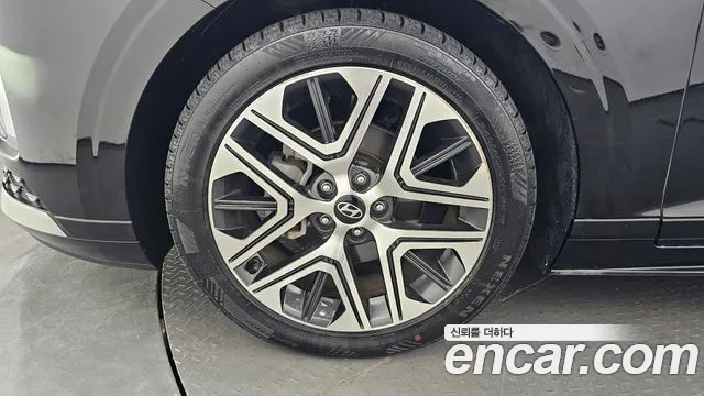 Hyundai Grandeur GN7 — Фото автомобиля 5