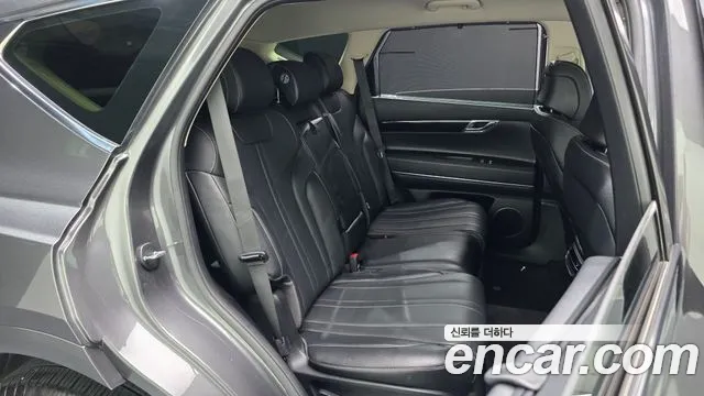 Genesis GV80 — Фото автомобиля 16