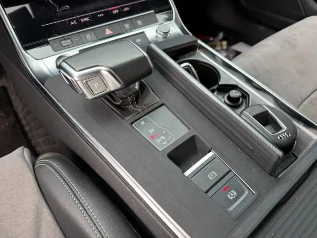 Audi A6L — Фото автомобиля 9