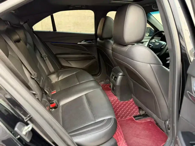 Cadillac CT4 — Фото автомобиля 6
