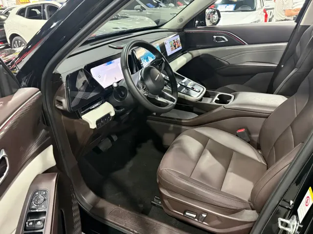 Haval Xiaolong MAX — Фото автомобиля 4