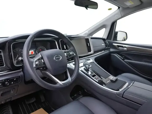 GAC Trumpchi M8 — Фото автомобиля 6