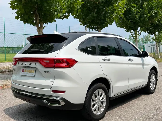 Haval M6 — Фото автомобиля 6