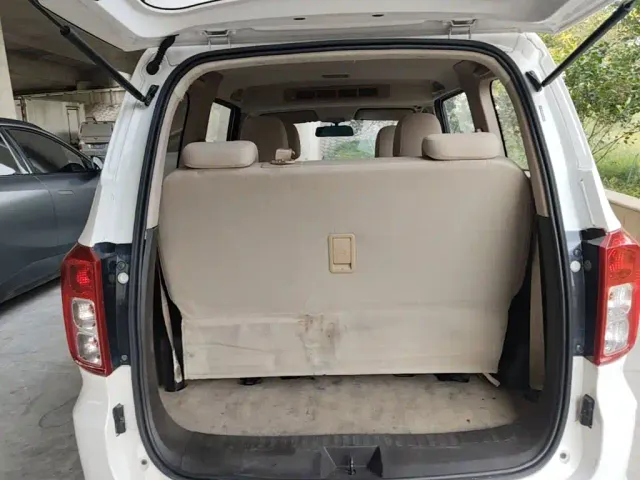 Wuling Hongguang — Фото автомобиля 18